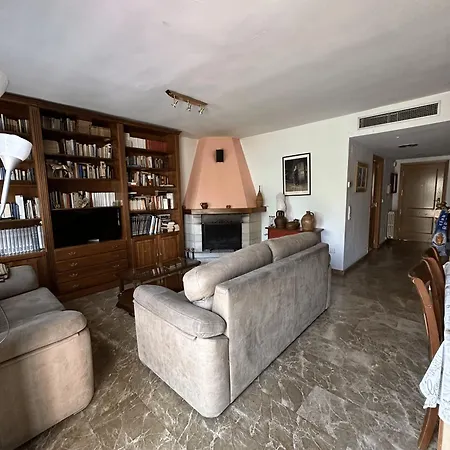 Amplio Y Comodo Chalet En Zaragoza Con Piscina Y Tenis Buitenkant foto