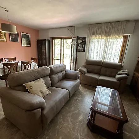 Amplio Y Comodo Chalet En Zaragoza Con Piscina Y Tenis Buitenkant foto